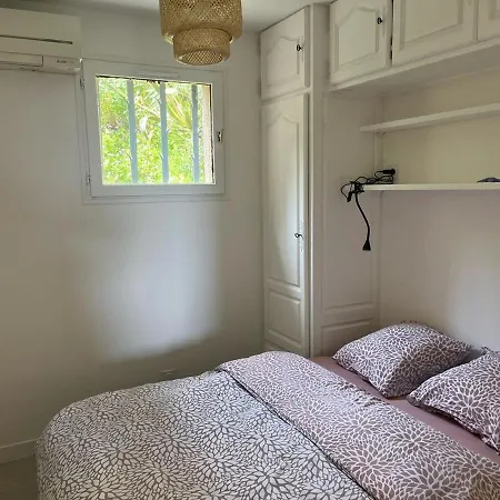 T3 Vue Avec Piscine Apartmán Cavalaire-sur-Mer