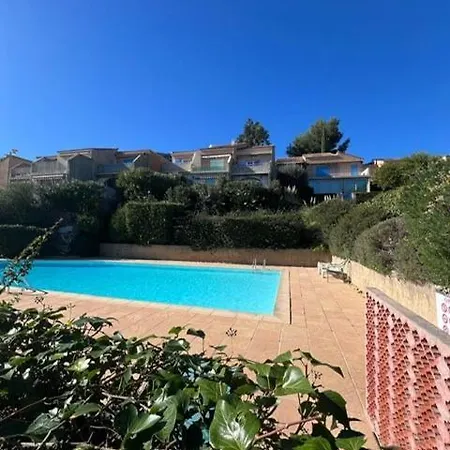 Daire T3 Vue Avec Piscine *